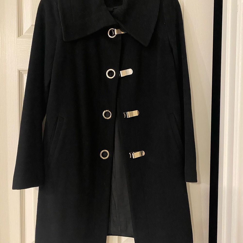 Saks Fifth Avenue black  100% wool coat with front grommet closure. Size 4.